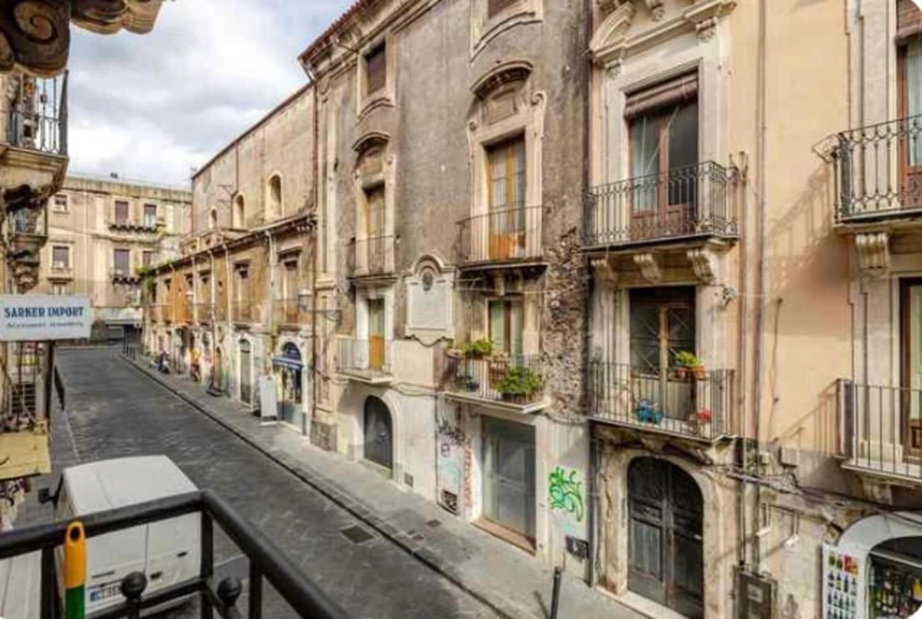 カターニア San Martino House Al Duomoヴィラ エクステリア 写真