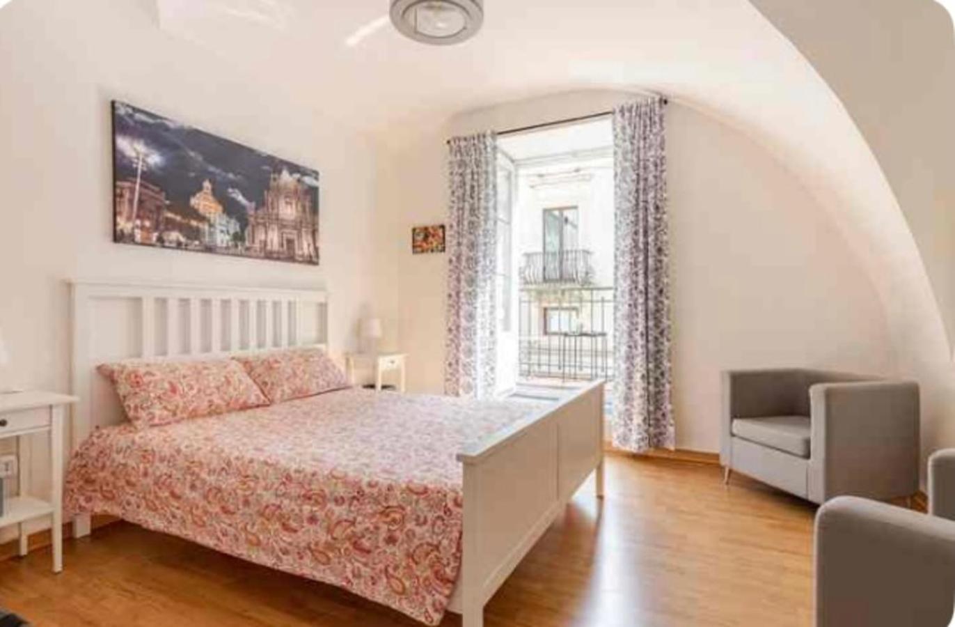 カターニア San Martino House Al Duomoヴィラ エクステリア 写真